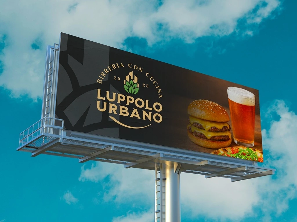 Cartellone outdoor Luppolo Urbano con logo e foto di hamburger, birra e pizza